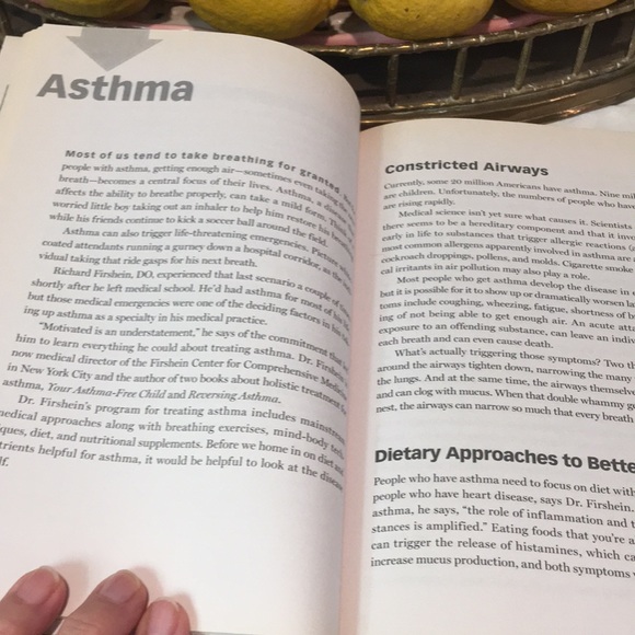 “NUTRI-CURES” FOOD HEALTH BOOK - Picture 5 of 9